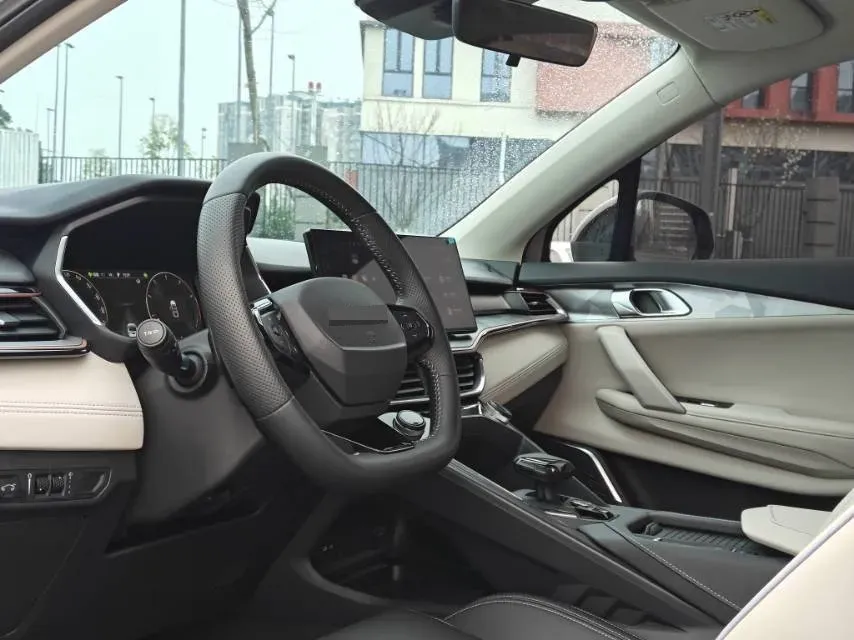 2023 LYNK&CO 03 1.5T 181HP L4 7DCT,autocango,china used car exporter,china ev exporter,chinese used car exporter,chinese used ev exporter