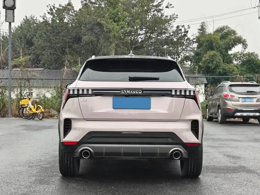 2023 LYNK&CO 03 1.5T 181HP L4 7DCT,autocango,china used car exporter,china ev exporter,chinese used car exporter,chinese used ev exporter