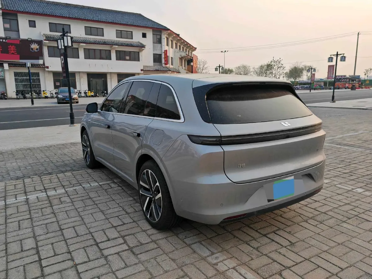 2024 Li L6 Range Extended 154HP L4 REEV 36.8KWH,autocango,china used car exporter,china ev exporter,chinese used car exporter,chinese used ev exporter