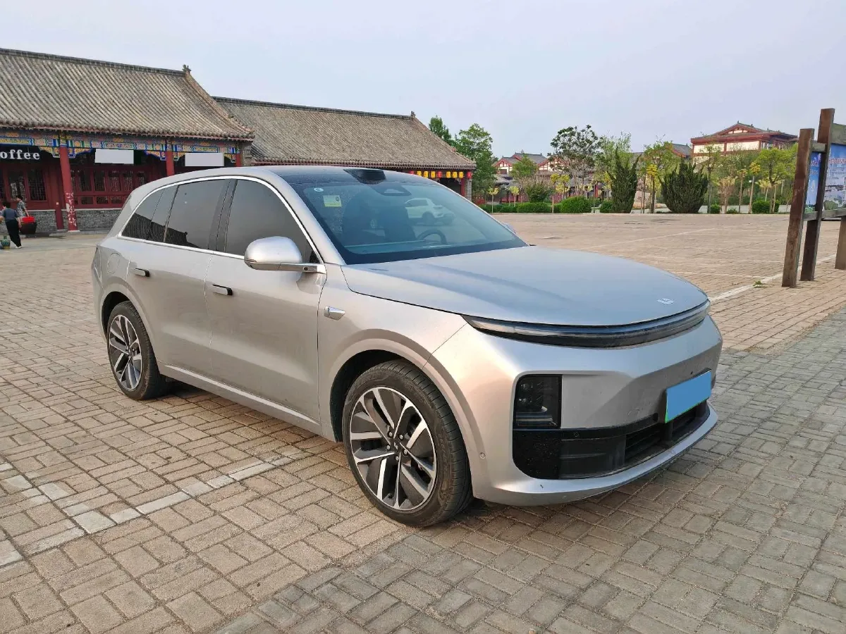 2024 Li L6 Range Extended 154HP L4 REEV 36.8KWH,autocango,china used car exporter,china ev exporter,chinese used car exporter,chinese used ev exporter