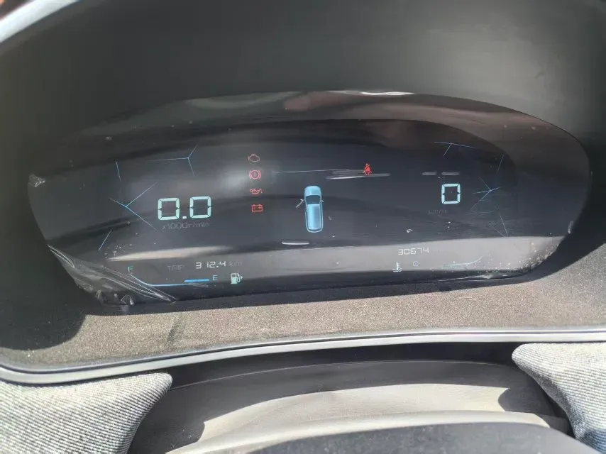 2020 BaoJun 530 1.5T 147HP L4 6MT,autocango,china used car exporter,china ev exporter,chinese used car exporter,chinese used ev exporter