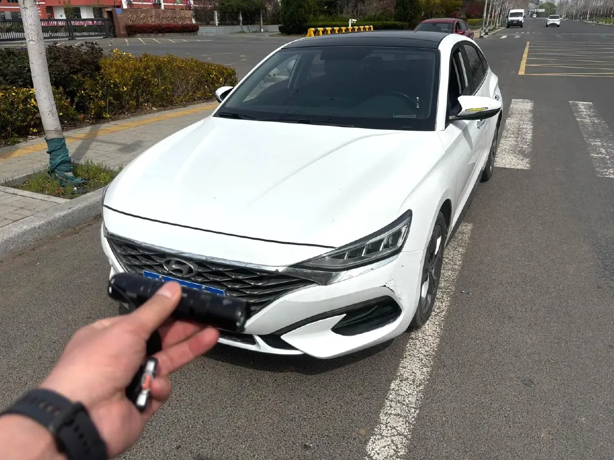 2019 Hyundai La Festa 1.6T 190HP L4 7DCT,autocango,china used car exporter,china ev exporter,chinese used car exporter,chinese used ev exporter