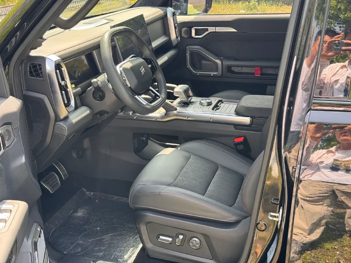 2024 Jetour ShanHai TravellerC-DM 1.5T 156HP L4 3DHT PHEV 26.7KWH,autocango,china used car exporter,china ev exporter,chinese used car exporter,chinese used ev exporter