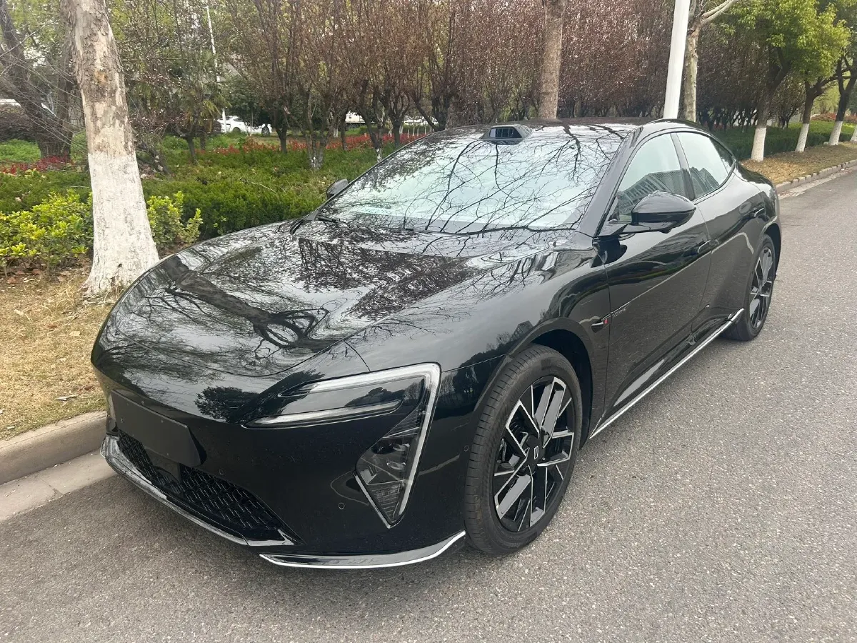 2025 Avatr 06 REEV 156HP REEV,autocango,china used car exporter,china ev exporter,chinese used car exporter,chinese used ev exporter