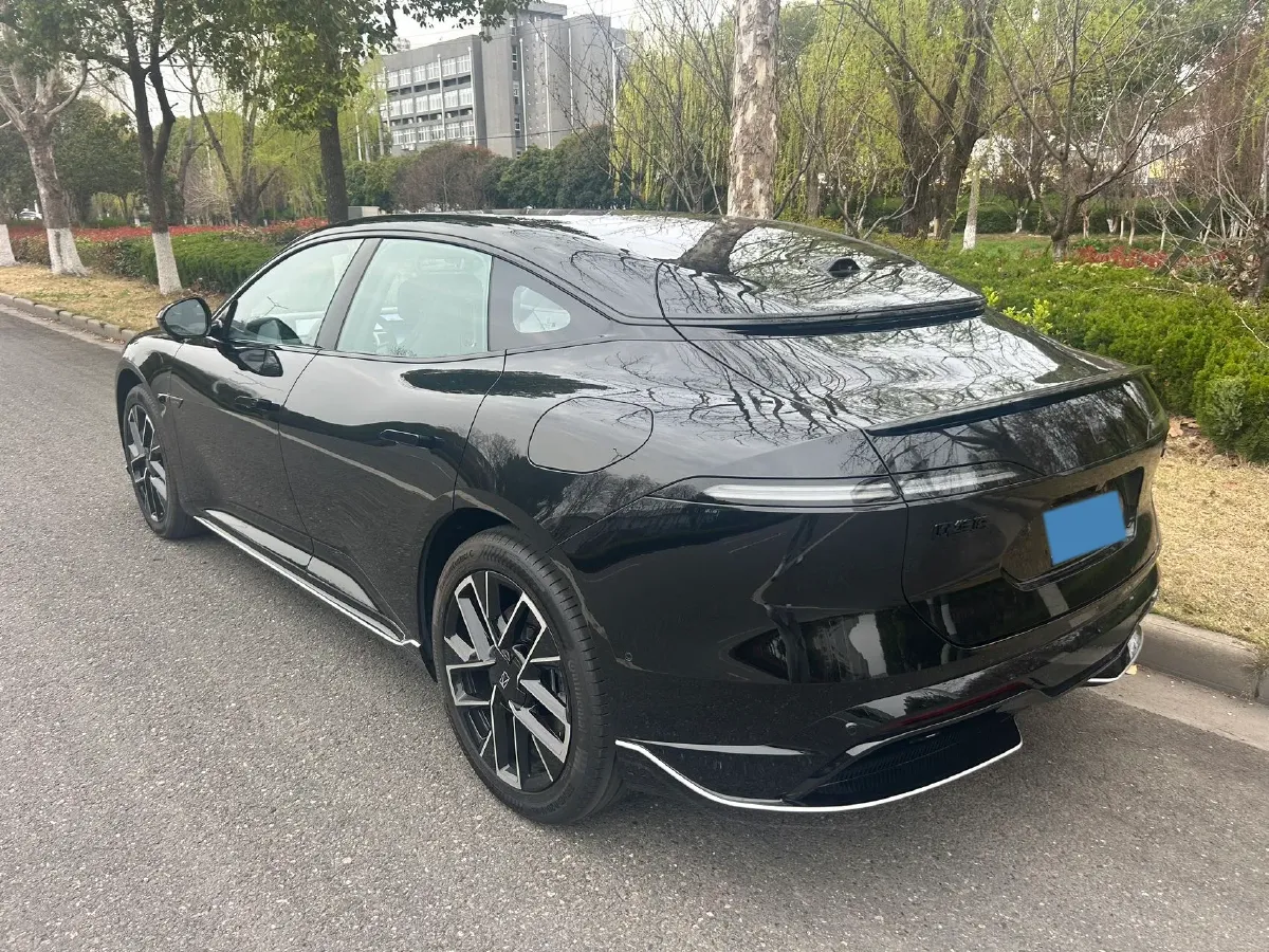 2025 Avatr 06 REEV 156HP REEV,autocango,china used car exporter,china ev exporter,chinese used car exporter,chinese used ev exporter