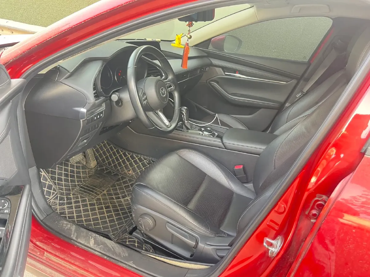 2020 Mazda 3 Axela 2.0L 158HP L4 6AT,autocango,china used car exporter,china ev exporter,chinese used car exporter,chinese used ev exporter