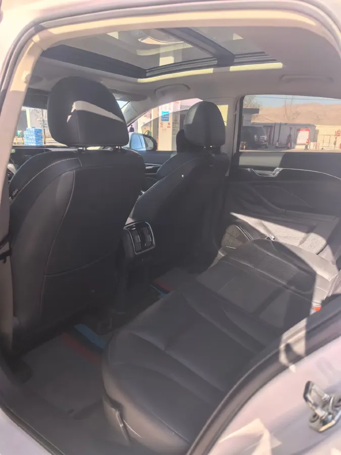 2022 DongFeng Fengon Fengon 580 1.5T 184HP L4 6AT,autocango,china used car exporter,china ev exporter,chinese used car exporter,chinese used ev exporter