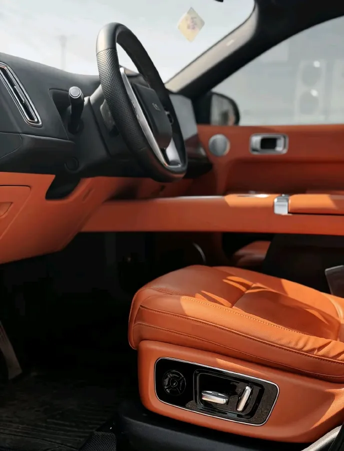 2023 Li L8 Range Extended 154HP REEV 40.9KWH,autocango,china used car exporter,china ev exporter,chinese used car exporter,chinese used ev exporter