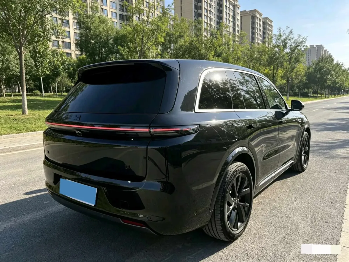 2023 Li L8 Range Extended 154HP REEV 40.9KWH,autocango,china used car exporter,china ev exporter,chinese used car exporter,chinese used ev exporter
