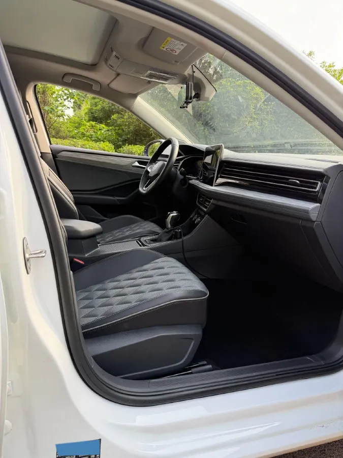 2023 Volkswagen Sagitar 1.5T 160HP L4 7DCT,autocango,china used car exporter,china ev exporter,chinese used car exporter,chinese used ev exporter