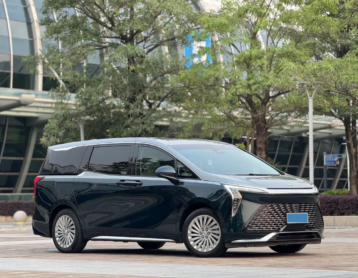 2023 Buick Century 2.0T 237HP L4 9AT,autocango,china used car exporter,china ev exporter,chinese used car exporter,chinese used ev exporter
