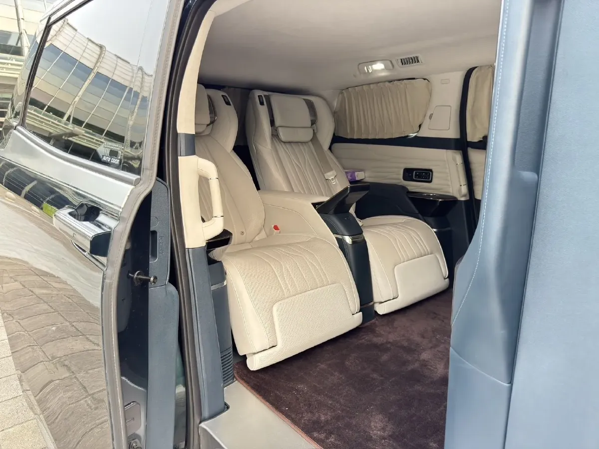 2023 Buick Century 2.0T 237HP L4 9AT,autocango,china used car exporter,china ev exporter,chinese used car exporter,chinese used ev exporter