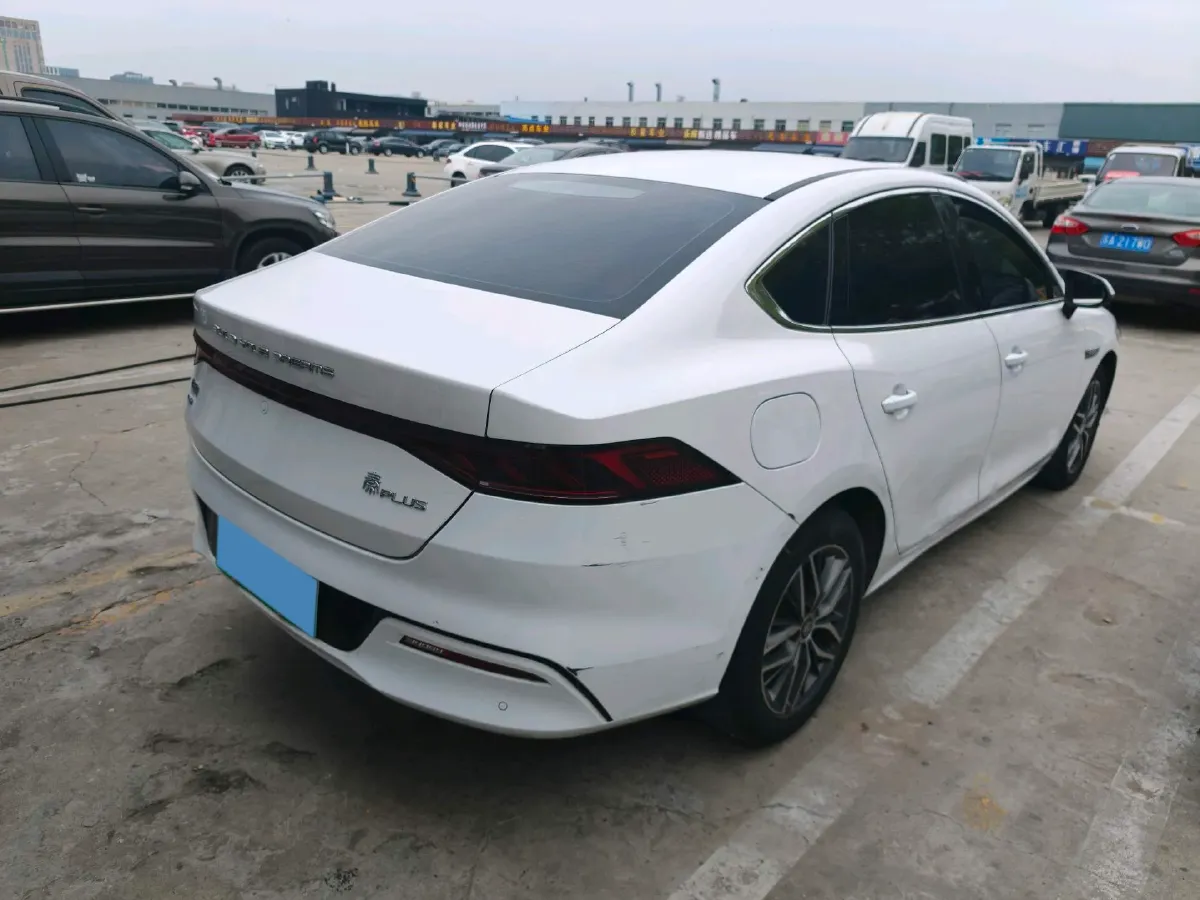 2021 Haval F7 1.5T 169HP L4 7DCT,autocango,china used car exporter,china ev exporter,chinese used car exporter,chinese used ev exporter