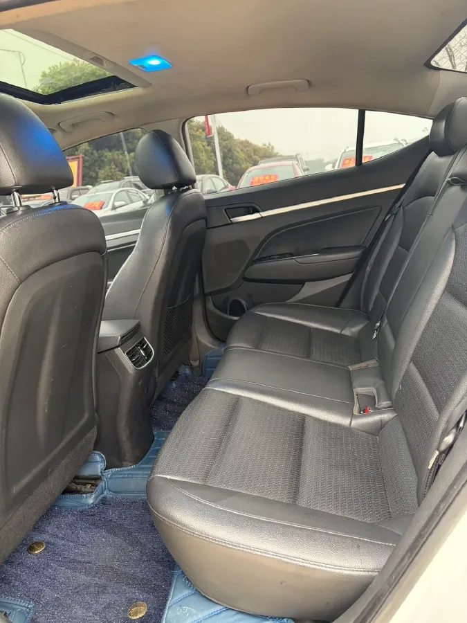2016 Hyundai Elantra 1.6L 130HP L4 6AT,autocango,china used car exporter,china ev exporter,chinese used car exporter,chinese used ev exporter
