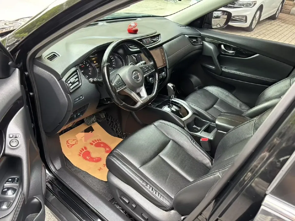 2020 Nissan X-Trail 2.0L 154HP L4 CVT,autocango,china used car exporter,china ev exporter,chinese used car exporter,chinese used ev exporter