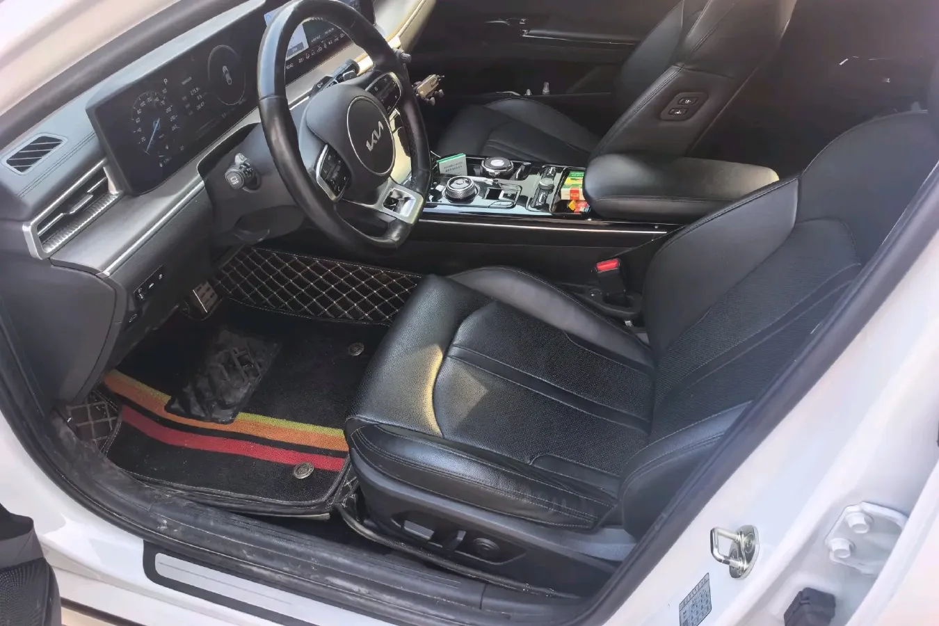 2021 Toyota Camry 2.0L 178HP L4 CVT,autocango,china used car exporter,china ev exporter,chinese used car exporter,chinese used ev exporter