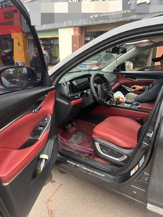 2020 ChangAn CS75 Plus 2.0T 233HP L4 8AT,autocango,china used car exporter,china ev exporter,chinese used car exporter,chinese used ev exporter