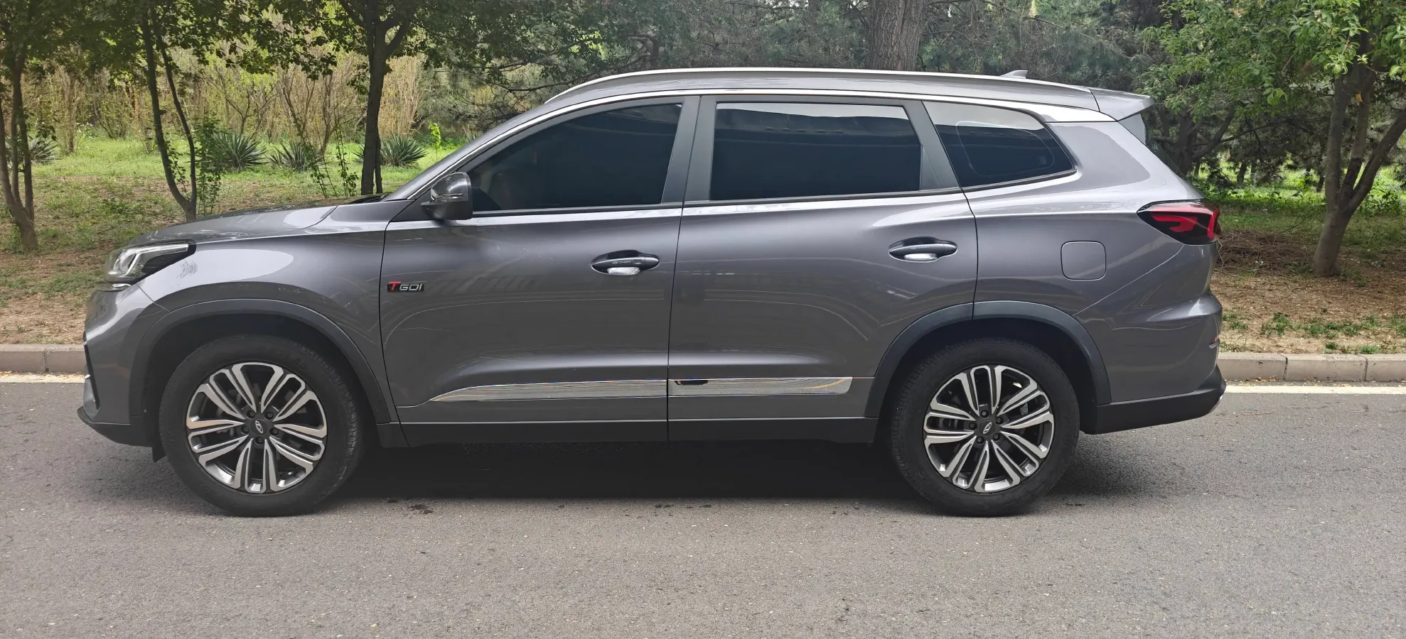 2023 Chery Tiggo 8 1.6T 197HP L4 7DCT,autocango,china used car exporter,china ev exporter,chinese used car exporter,chinese used ev exporter