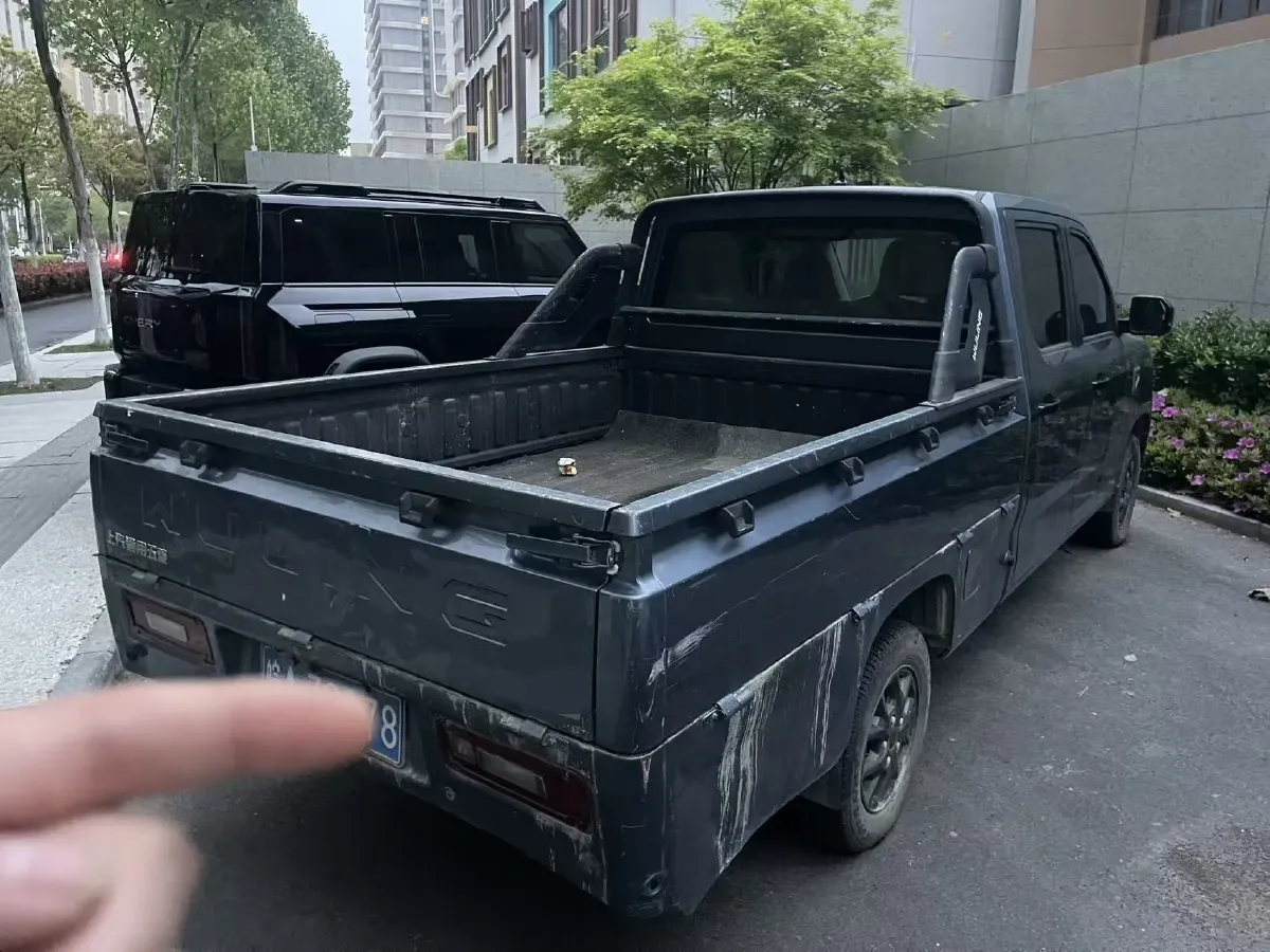 2021 WuLing ZhentTu 1.5L 99HP L4 5MT,autocango,china used car exporter,china ev exporter,chinese used car exporter,chinese used ev exporter