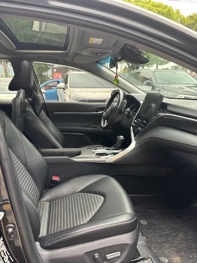 2022 Toyota Camry 2.0L 178HP L4 CVT,autocango,china used car exporter,china ev exporter,chinese used car exporter,chinese used ev exporter