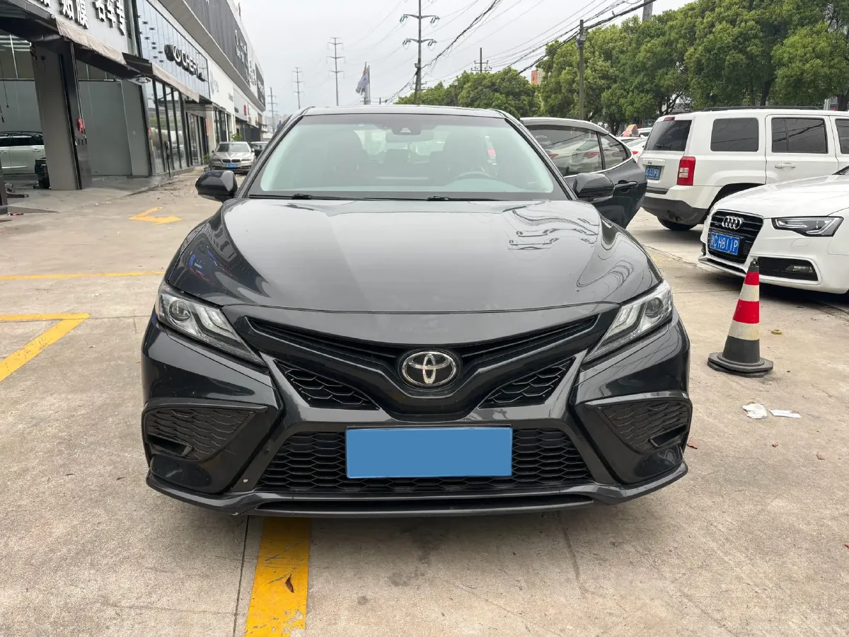 2022 Toyota Camry 2.0L 178HP L4 CVT,autocango,china used car exporter,china ev exporter,chinese used car exporter,chinese used ev exporter