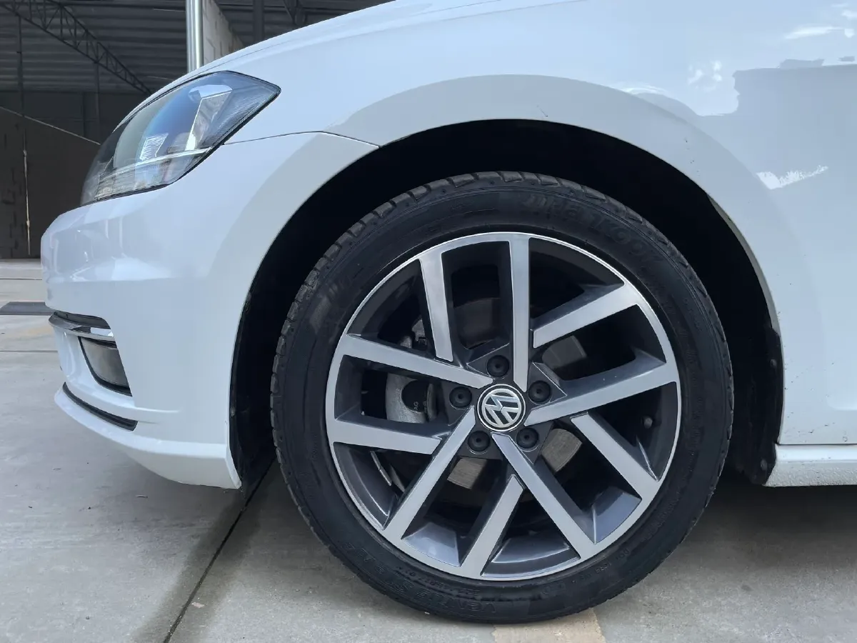 2020 Volkswagen Golf 1.4T 150HP L4 7DCT,autocango,china used car exporter,china ev exporter,chinese used car exporter,chinese used ev exporter