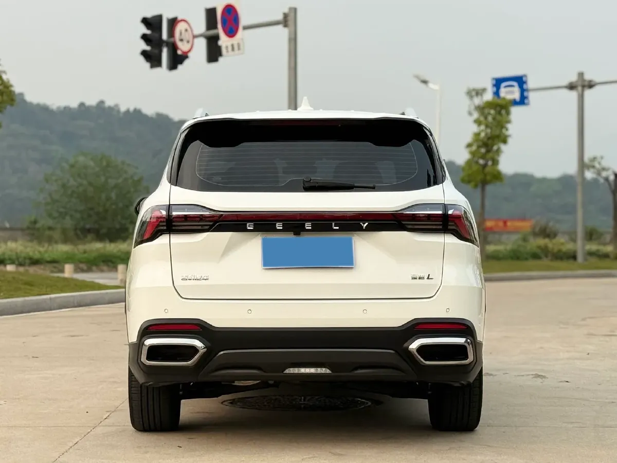 2024 Geely Okavango L 2.0T 218HP L4 7DCT,autocango,china used car exporter,china ev exporter,chinese used car exporter,chinese used ev exporter