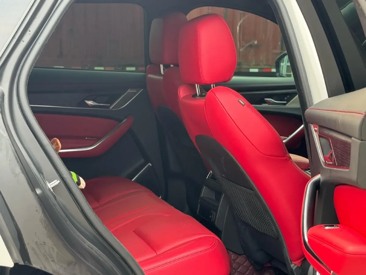 2023 Jaguar F-PACE 2.0T 250HP L4 8AT,autocango,china used car exporter,china ev exporter,chinese used car exporter,chinese used ev exporter