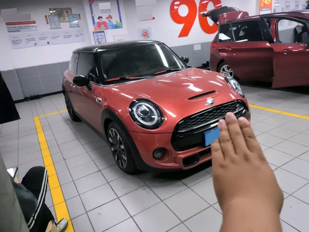 2020 MINI MINI 2.0T 192HP L4 7DCT,autocango,china used car exporter,china ev exporter,chinese used car exporter,chinese used ev exporter