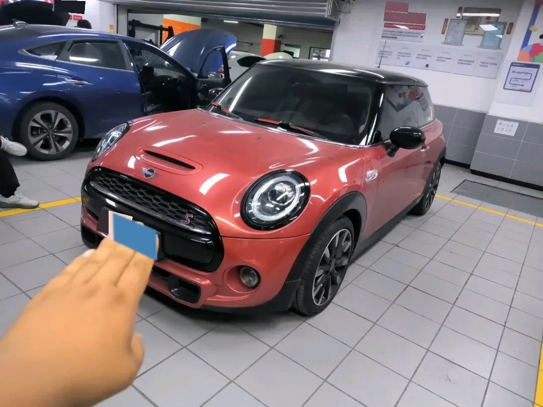 2020 MINI MINI 2.0T 192HP L4 7DCT,autocango,china used car exporter,china ev exporter,chinese used car exporter,chinese used ev exporter