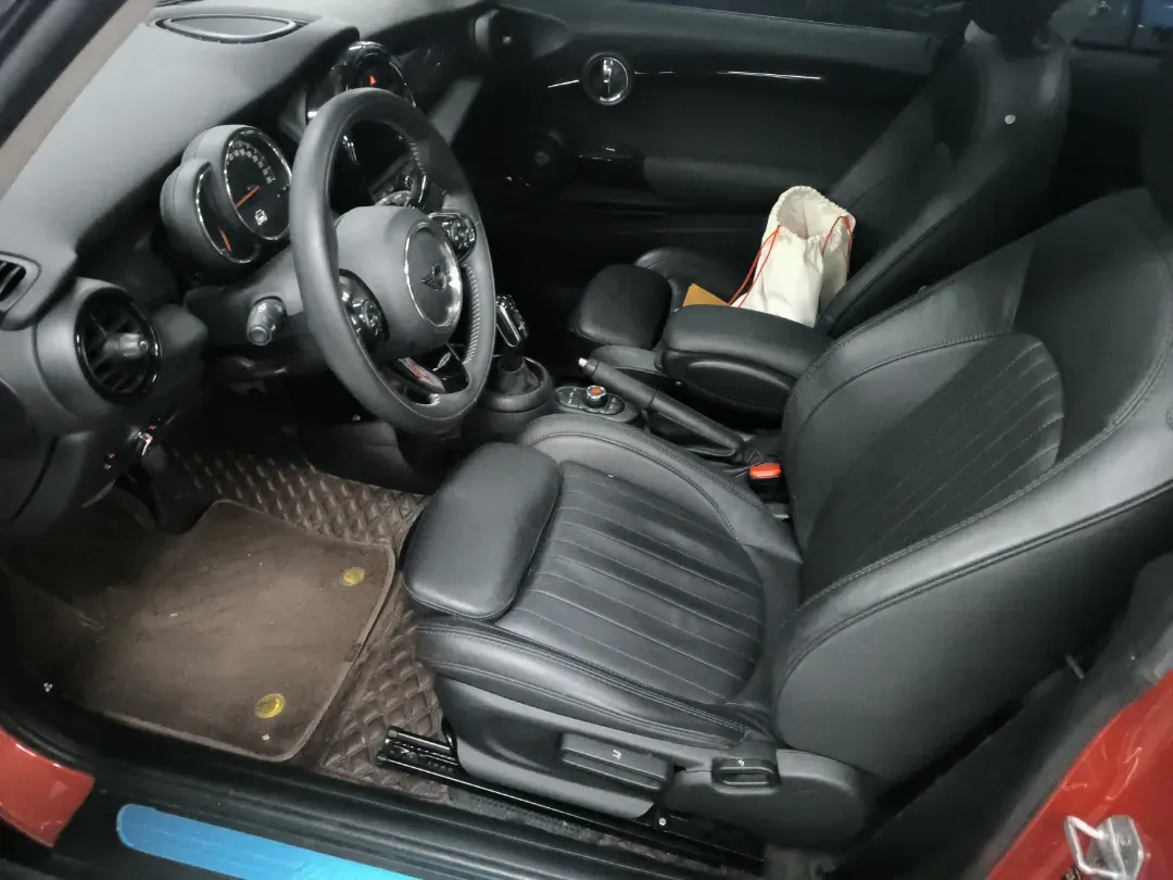 2020 MINI MINI 2.0T 192HP L4 7DCT,autocango,china used car exporter,china ev exporter,chinese used car exporter,chinese used ev exporter