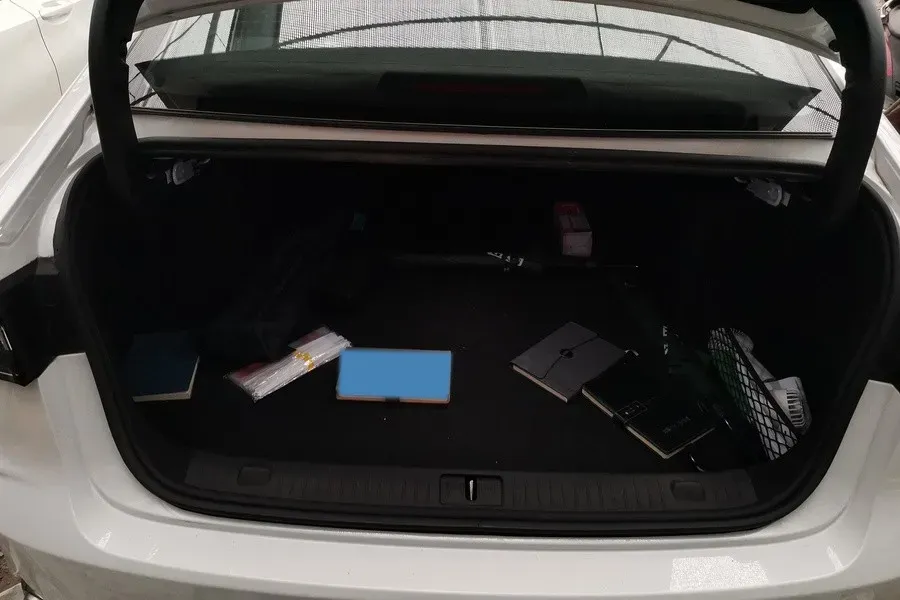 2024 Chery Arrizo 8 1.6T 197HP L4 7DCT,autocango,china used car exporter,china ev exporter,chinese used car exporter,chinese used ev exporter