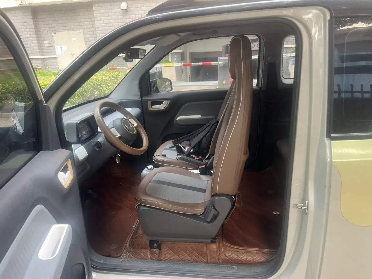 2022 WuLing HongGuang MINI EV BEV 17.3KWH,autocango,china used car exporter,china ev exporter,chinese used car exporter,chinese used ev exporter