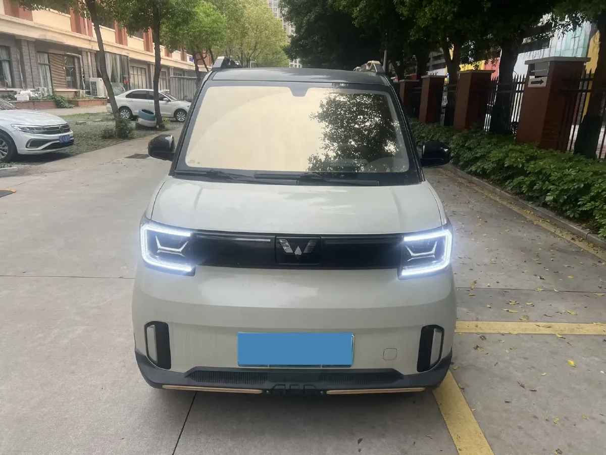 2022 WuLing HongGuang MINI EV BEV 17.3KWH,autocango,china used car exporter,china ev exporter,chinese used car exporter,chinese used ev exporter