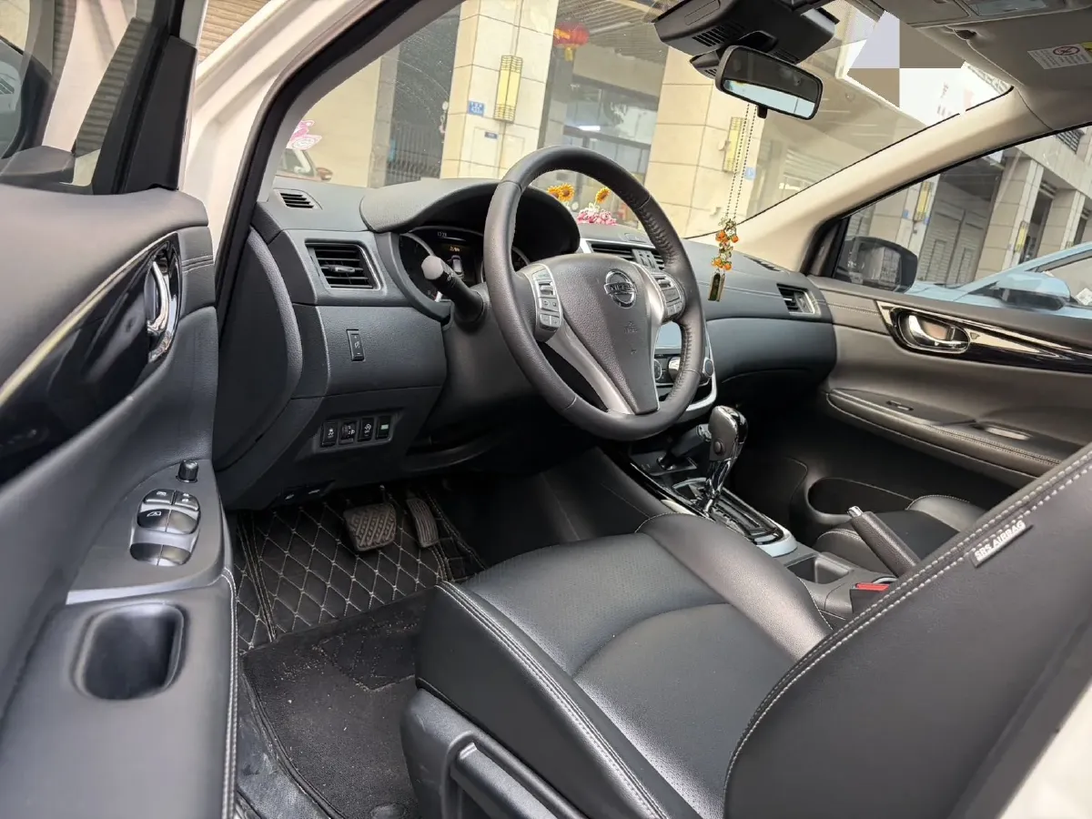 2023 Nissan Tiida 1.6L 122HP L4 CVT,autocango,china used car exporter,china ev exporter,chinese used car exporter,chinese used ev exporter