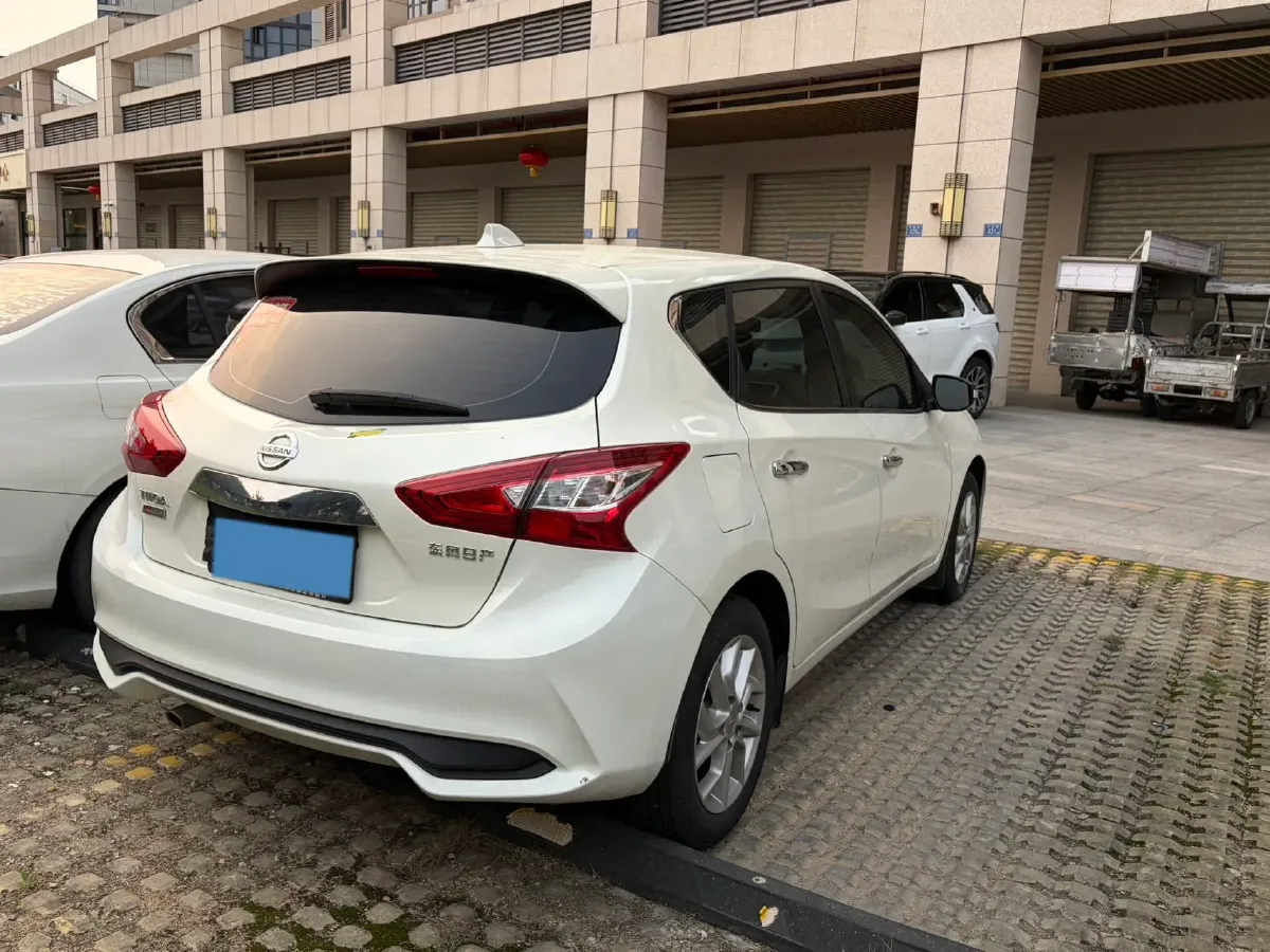 2023 Nissan Tiida 1.6L 122HP L4 CVT,autocango,china used car exporter,china ev exporter,chinese used car exporter,chinese used ev exporter