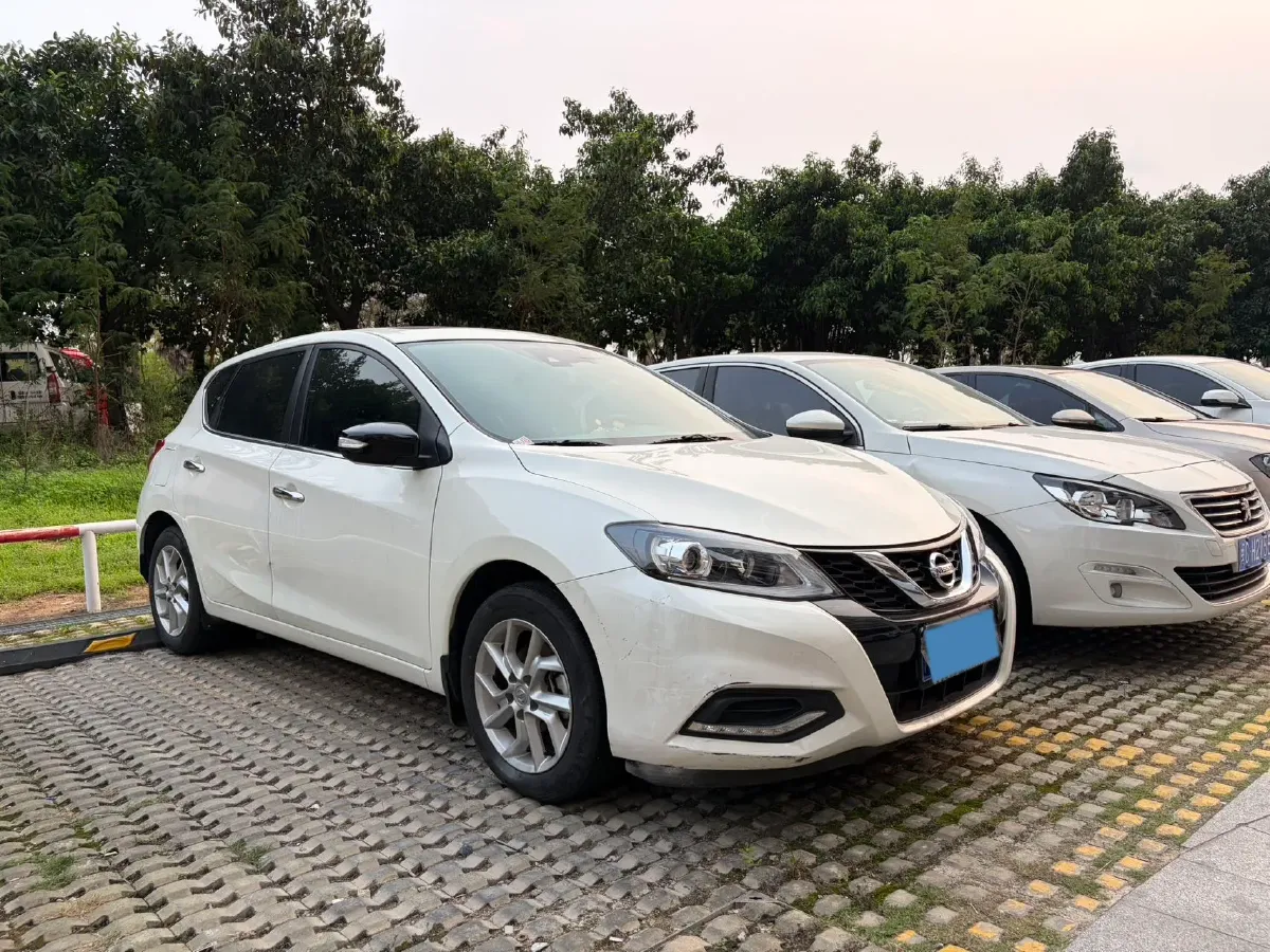 2023 Nissan Tiida 1.6L 122HP L4 CVT,autocango,china used car exporter,china ev exporter,chinese used car exporter,chinese used ev exporter