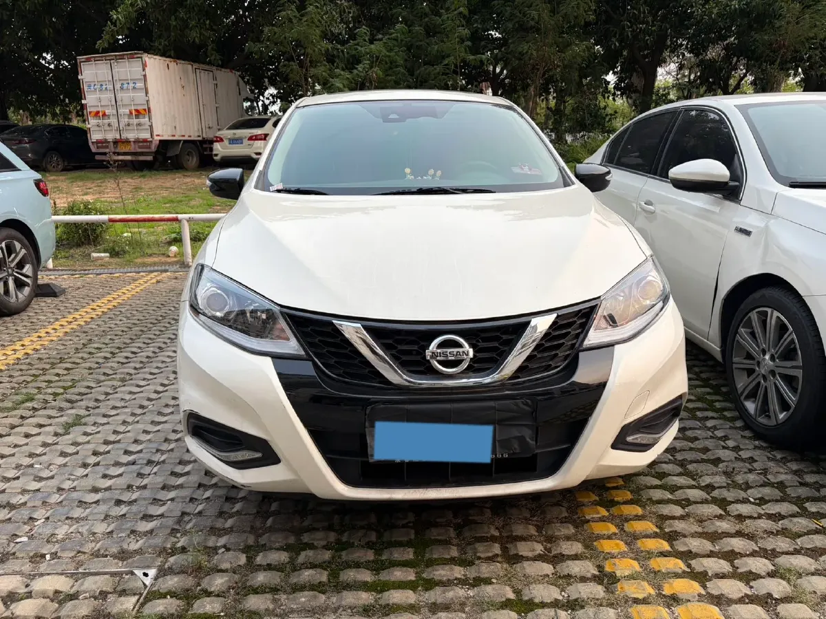 2023 Nissan Tiida 1.6L 122HP L4 CVT,autocango,china used car exporter,china ev exporter,chinese used car exporter,chinese used ev exporter