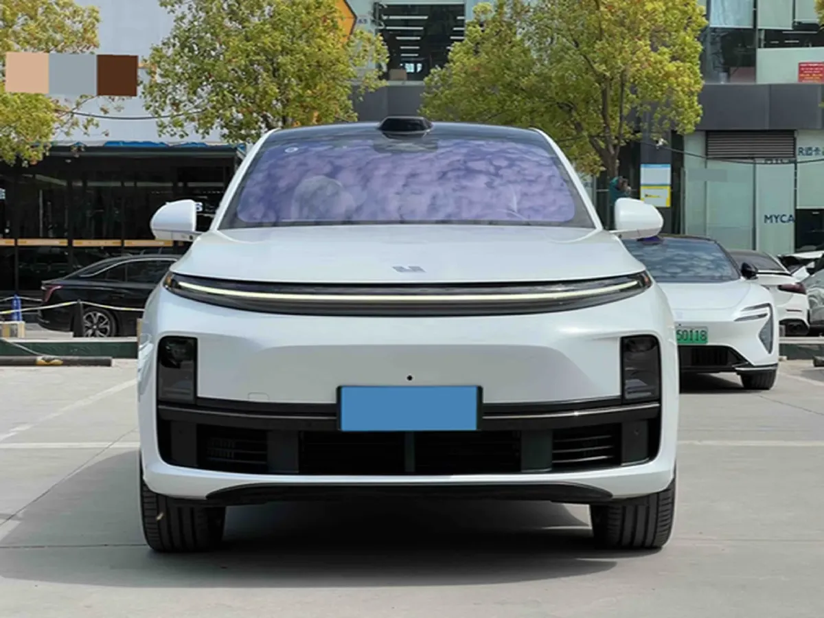 2024 Li L8 Range Extended 154HP REEV 52.3KWH,autocango,china used car exporter,china ev exporter,chinese used car exporter,chinese used ev exporter