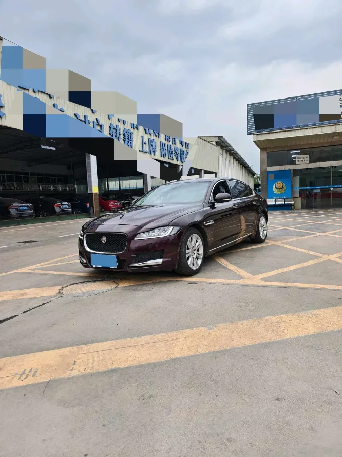 2018 Jaguar XFL 2.0T 200HP L4 8AT,autocango,china used car exporter,china ev exporter,chinese used car exporter,chinese used ev exporter