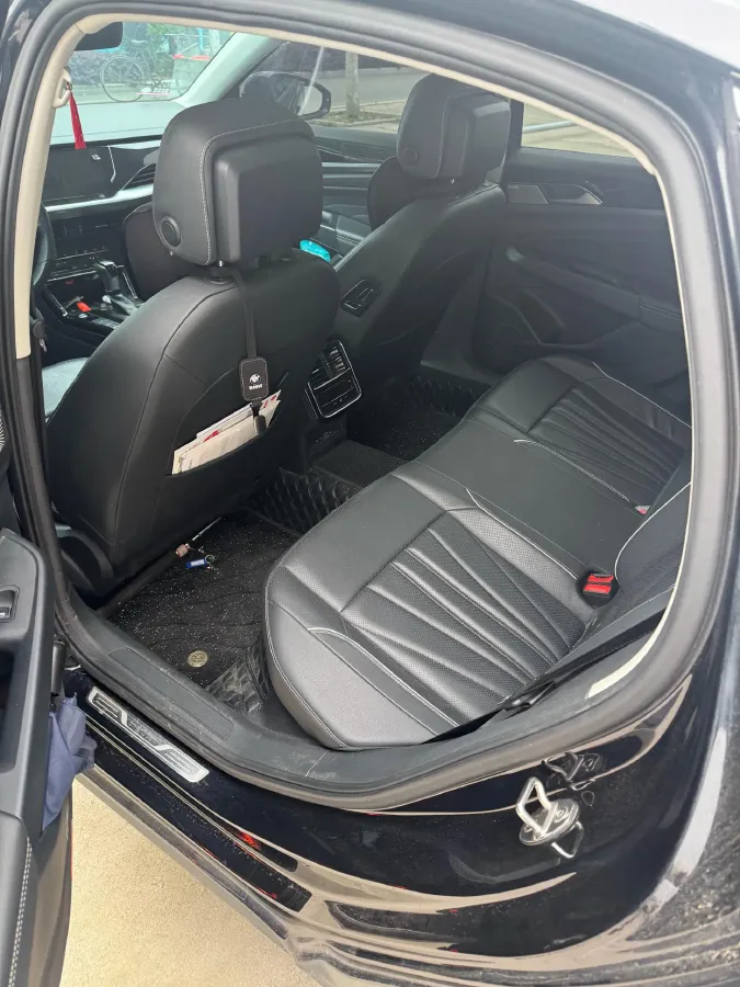 2024 Volkswagen Passat 2.0T 186HP L4 7DCT,autocango,china used car exporter,china ev exporter,chinese used car exporter,chinese used ev exporter