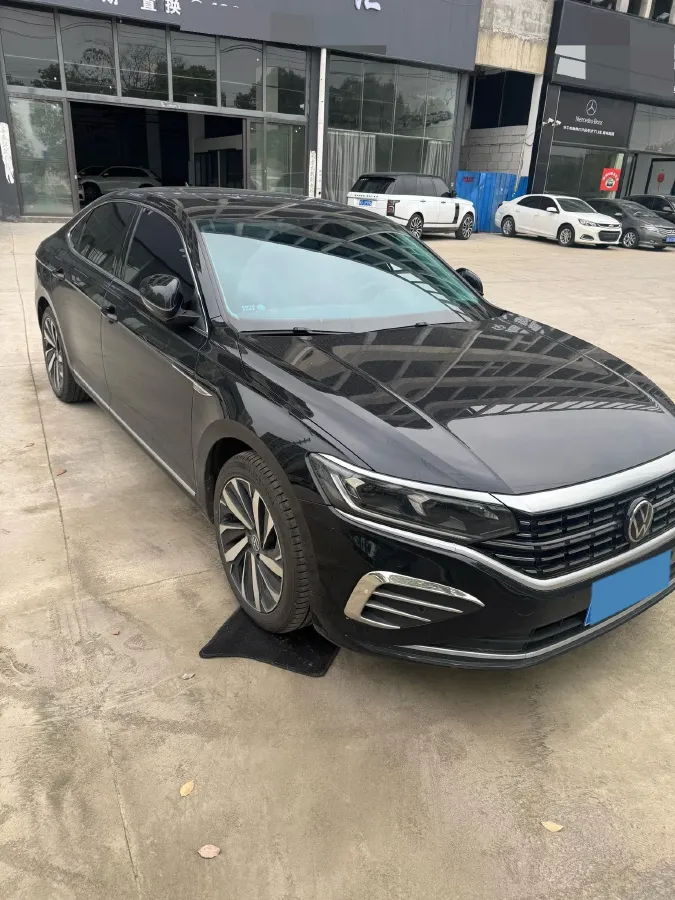 2024 Volkswagen Passat 2.0T 186HP L4 7DCT,autocango,china used car exporter,china ev exporter,chinese used car exporter,chinese used ev exporter