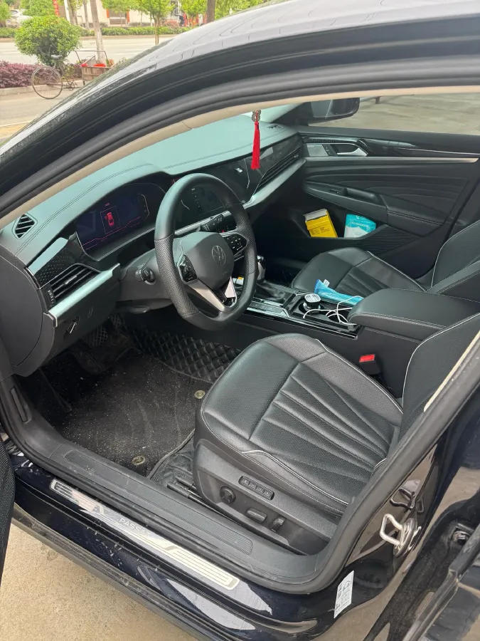 2024 Volkswagen Passat 2.0T 186HP L4 7DCT,autocango,china used car exporter,china ev exporter,chinese used car exporter,chinese used ev exporter