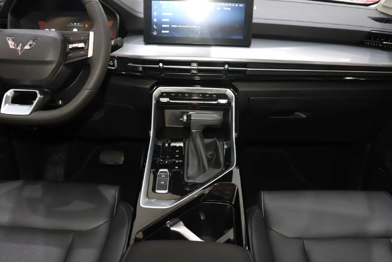 2021 WuLing XingChen 1.5T 147HP L4 CVT,autocango,china used car exporter,china ev exporter,chinese used car exporter,chinese used ev exporter