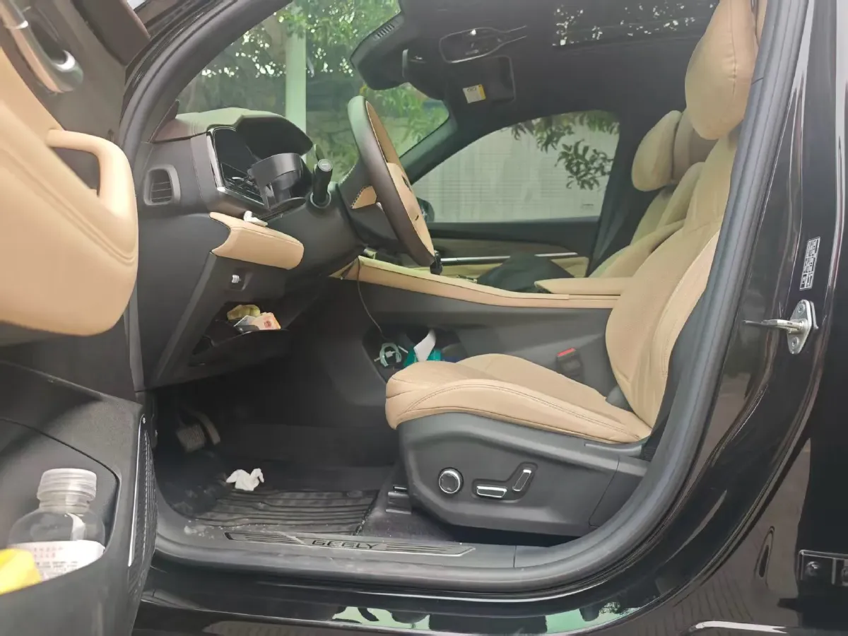 2026 Geely Monjaro 2.0T 272HP L4 8AT,autocango,china used car exporter,china ev exporter,chinese used car exporter,chinese used ev exporter