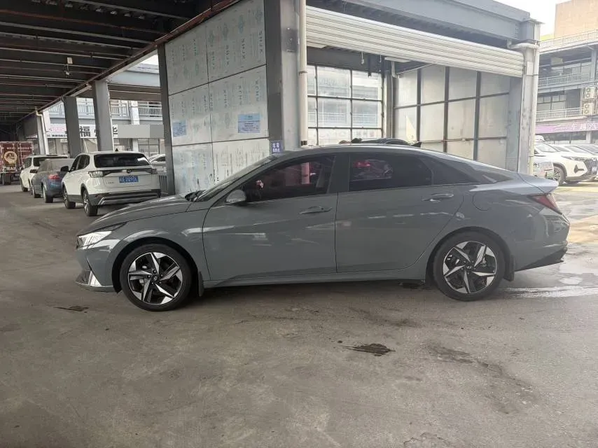 2021 Hyundai Elantra 1.5L 115HP L4 CVT,autocango,china used car exporter,china ev exporter,chinese used car exporter,chinese used ev exporter