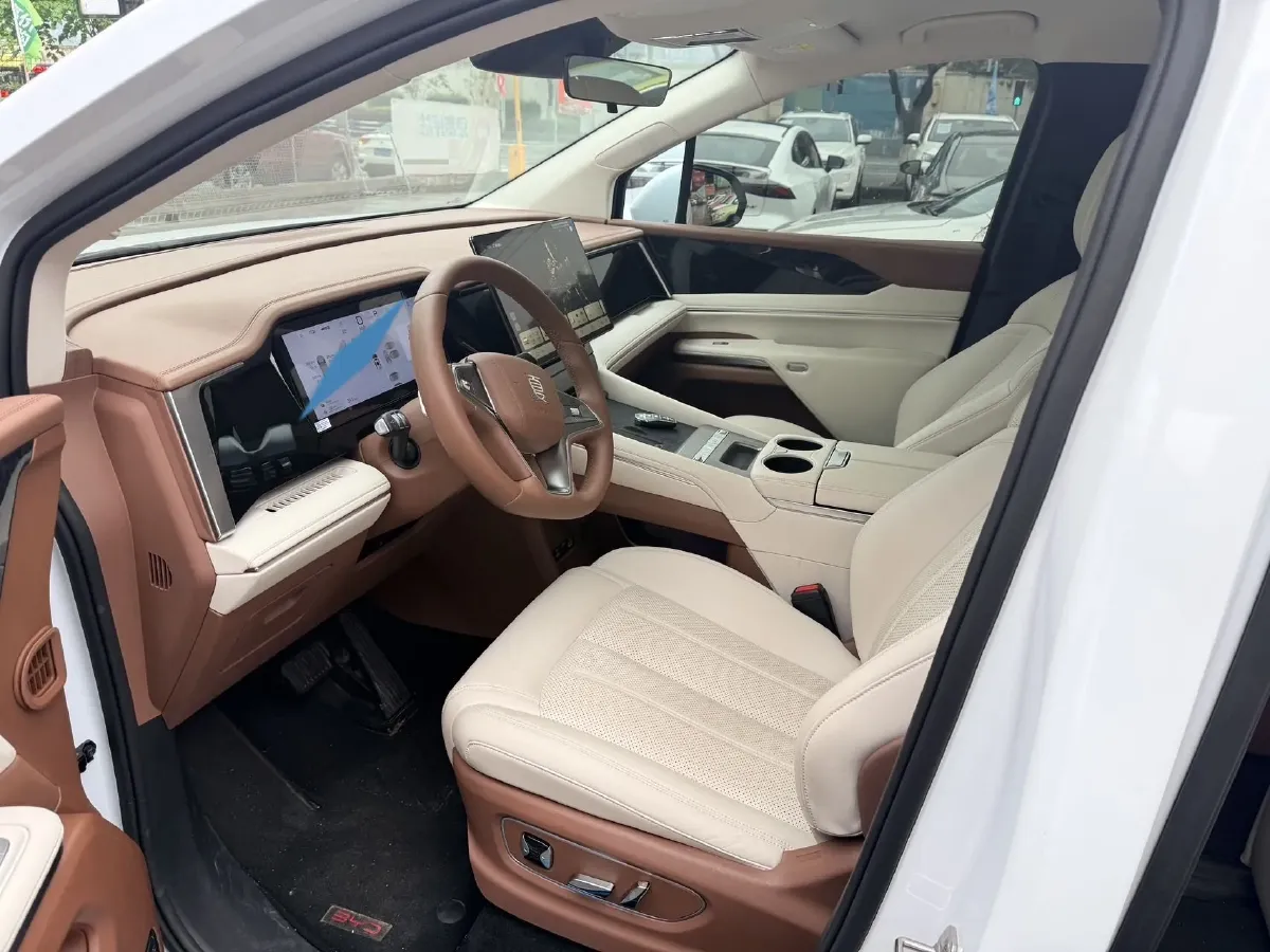 2025 BYD Xia 1.5T 156HP L4 E-CVT PHEV 36.6KWH,autocango,china used car exporter,china ev exporter,chinese used car exporter,chinese used ev exporter