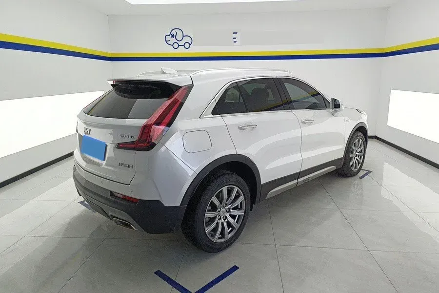 2021 Cadillac XT4 2.0T 237HP L4 9AT,autocango,china used car exporter,china ev exporter,chinese used car exporter,chinese used ev exporter