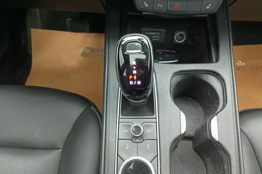 2021 Cadillac XT4 2.0T 237HP L4 9AT,autocango,china used car exporter,china ev exporter,chinese used car exporter,chinese used ev exporter