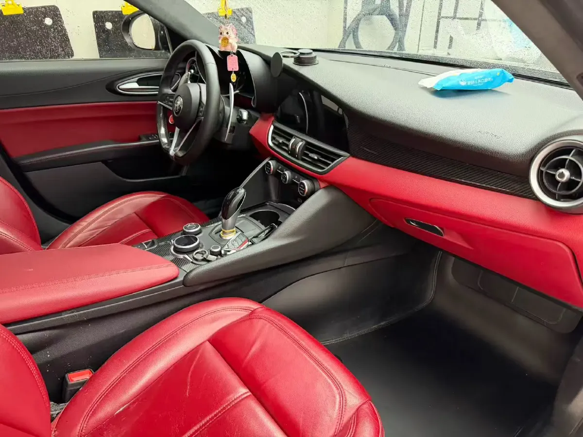 2017 Toyota Highlander 2.0T 220HP L4 6AT,autocango,china used car exporter,china ev exporter,chinese used car exporter,chinese used ev exporter